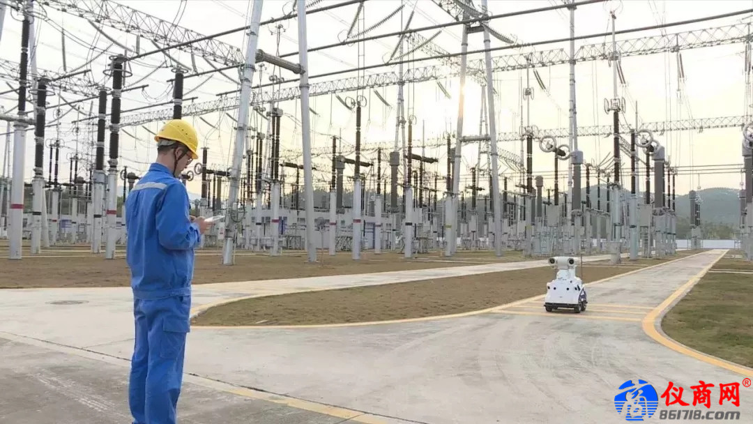 智能巡檢新模式，機器人“大白”在變電站正式“上崗”