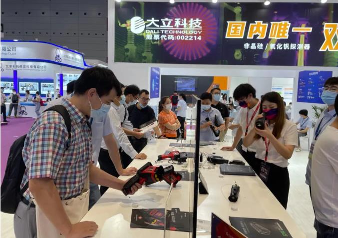 全系列多規格非制冷探測器